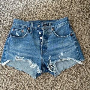 LEVI 501 Jean Shots - super cute